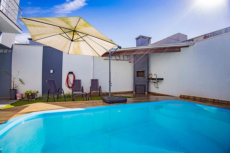 Sobrado c/ Piscina em Itajuba | 3Qts+Ar e Churras