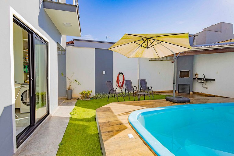 Sobrado c/ Piscina em Itajuba | 3Qts+Ar e Churras