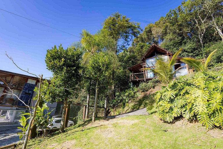 Cabana c/ Varanda, Churrasqueira e Vista