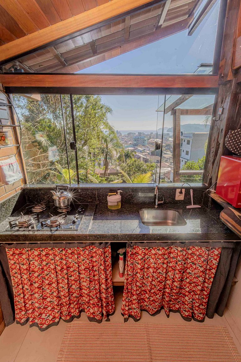 Cabana Aconchegante na Mata c/ Deck e Vista
