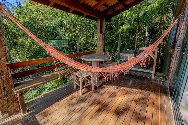 Cabana Aconchegante na Mata c/ Deck e Vista