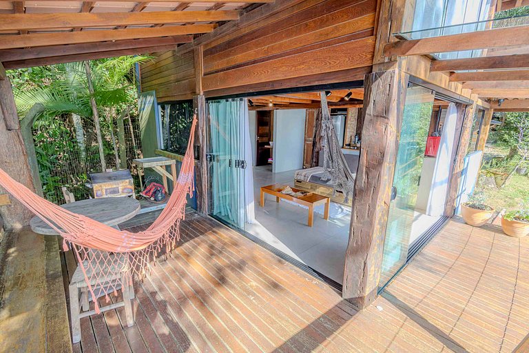 Cabana Aconchegante na Mata c/ Deck e Vista