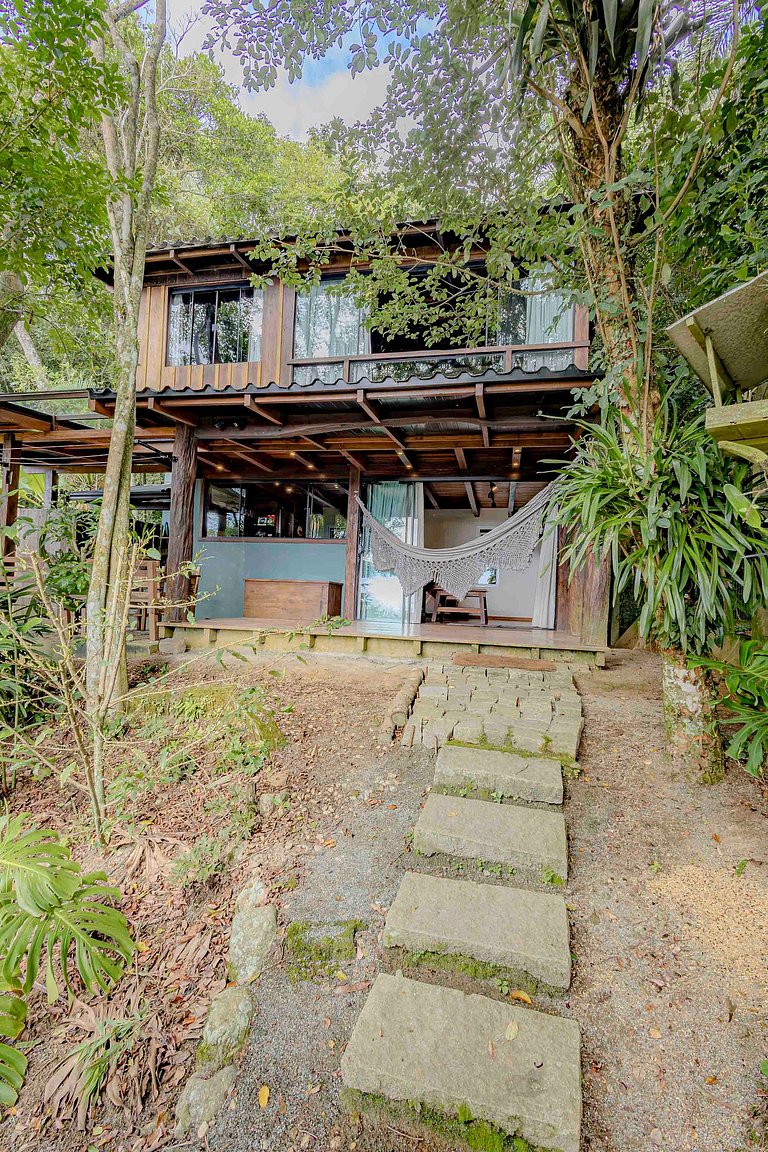 Cabana c/ Varanda, Churrasqueira e Vista