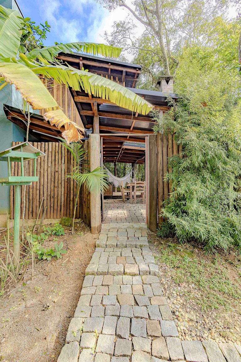 Cabana c/ Varanda, Churrasqueira e Vista