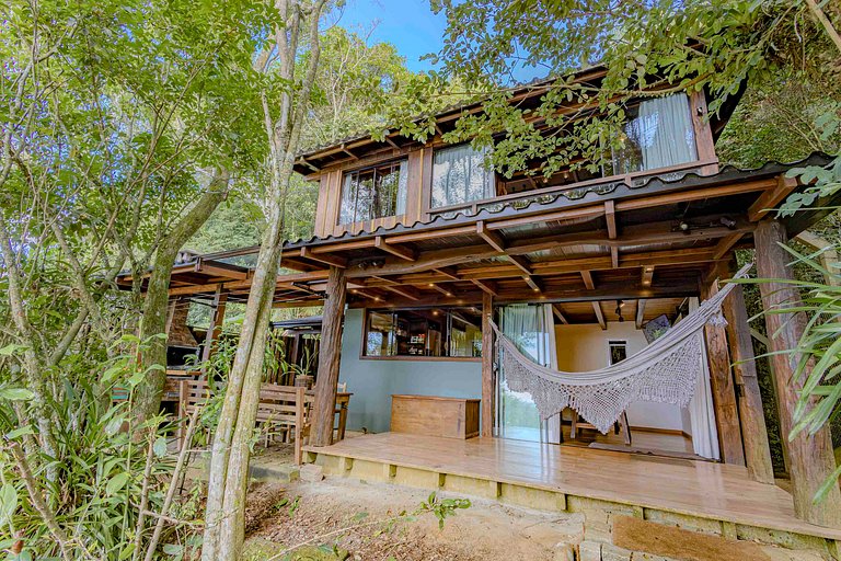 Cabana c/ Varanda, Churrasqueira e Vista